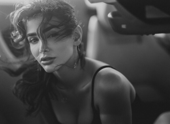 Disha Patani's Sister Khushboo Supports Raghav Chadha Disha Patani's Sister Khushboo Supports Raghav Chadha