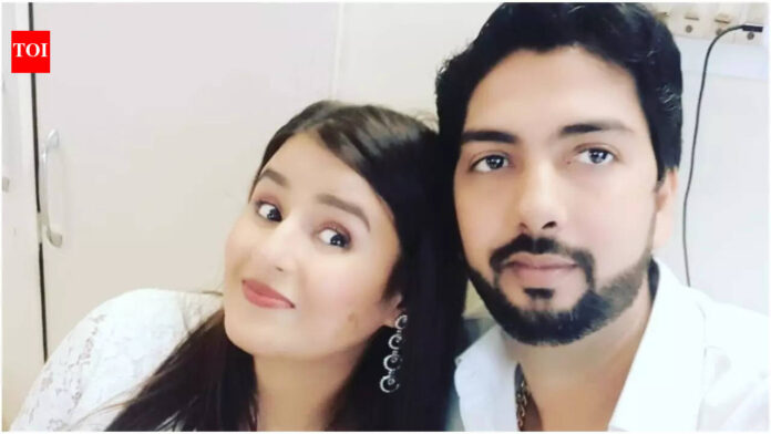 Bhojpuri actress Akanksha Awasthi and husband accused in Rs 11.50 crore fraud case | - The Times of India